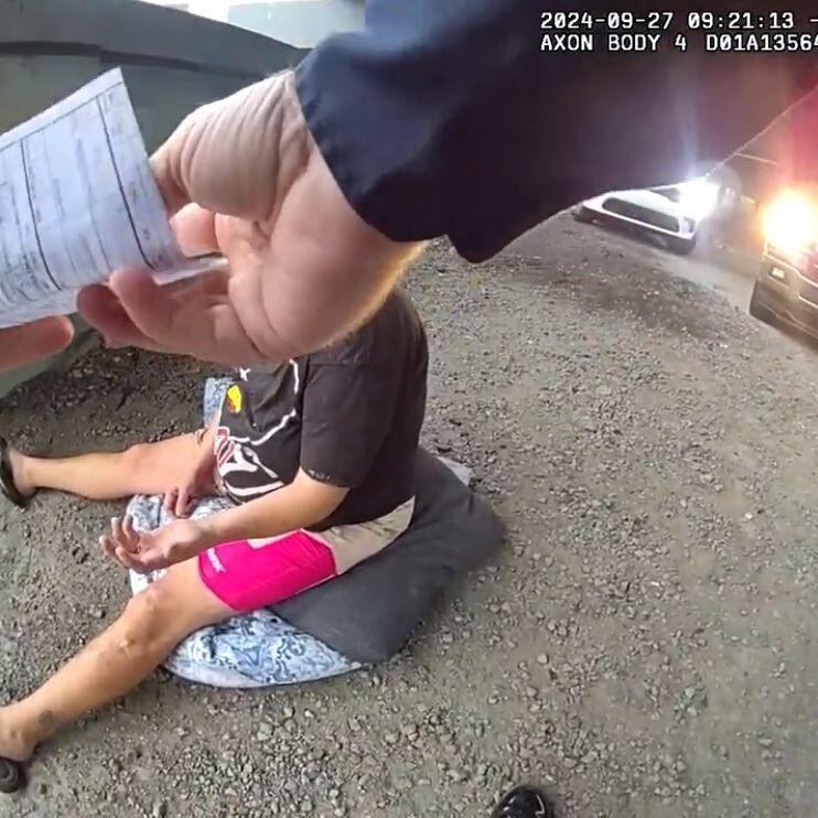 LMPD body cam - pregnant woman in labor cited